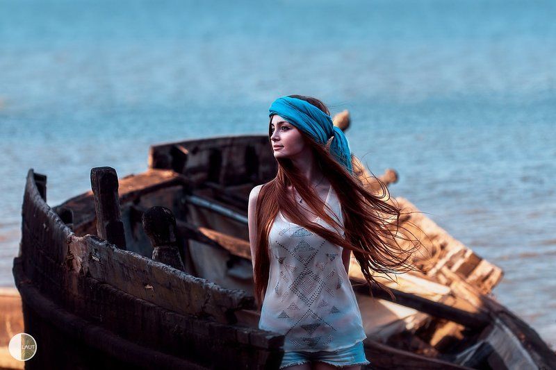 Софья в лодке фото превью