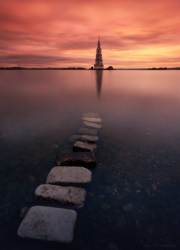 Дорожка к свету фото превью