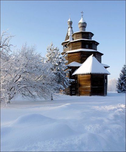 Храм.