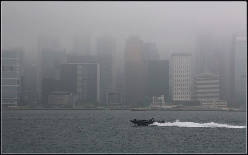 Гонконгские туманы фото превью
