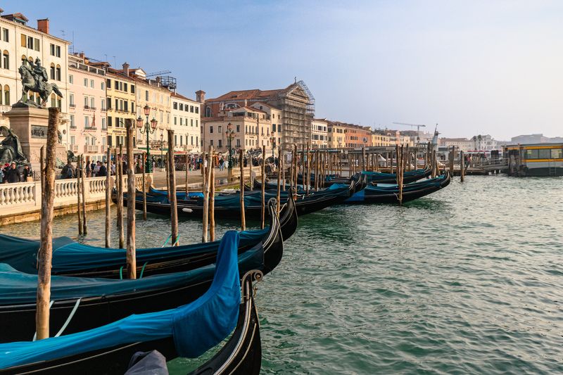 Venecian Gondolas фото превью