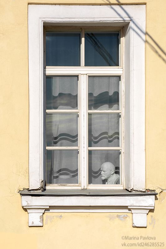 город, санкт - петербург, архитектура, архитектурные фрагменты города, лаконичный петербург, окна, чужие окна, стритфото, nikon Разочарованный взгляд из прошлого... фото превью