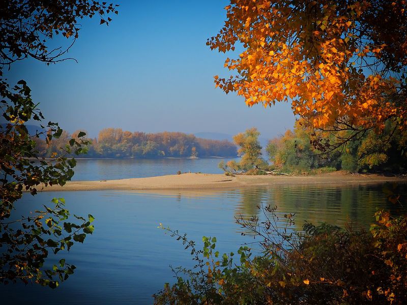 Autumn Danube фото превью