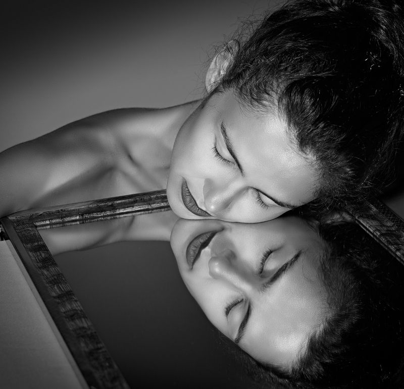 B. фото превью