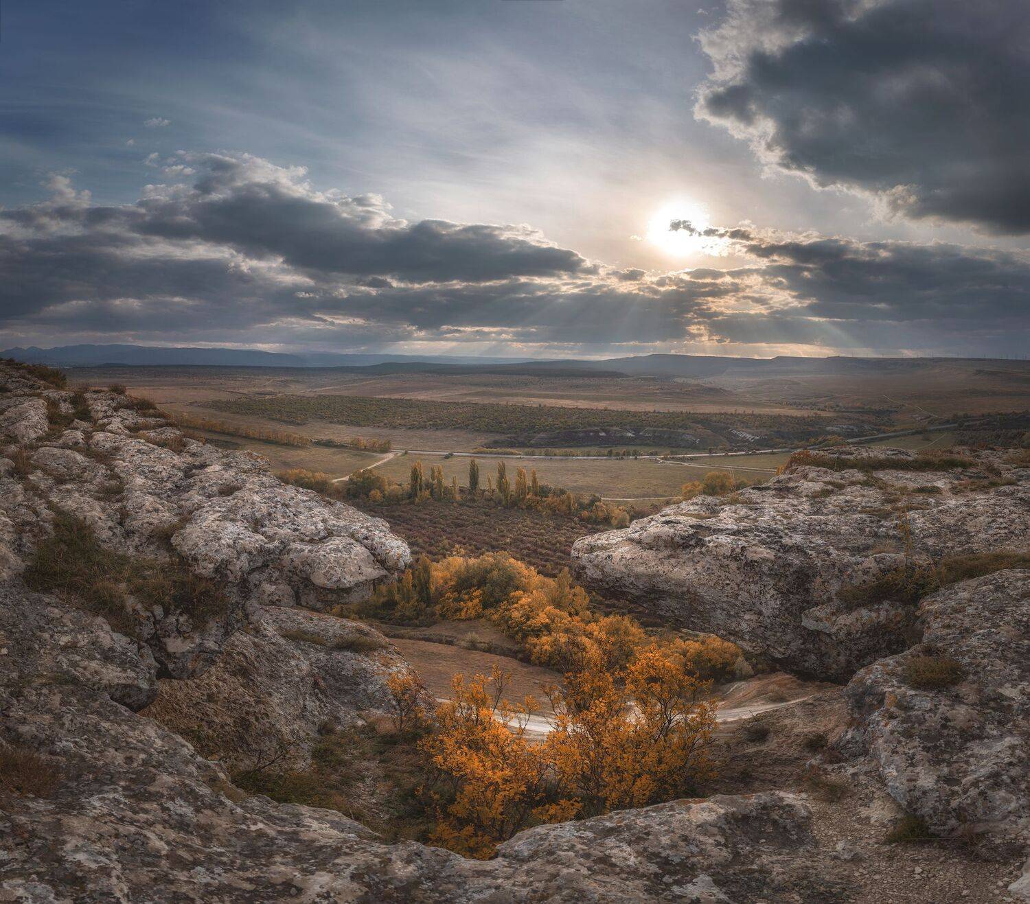 , Константин Дэм