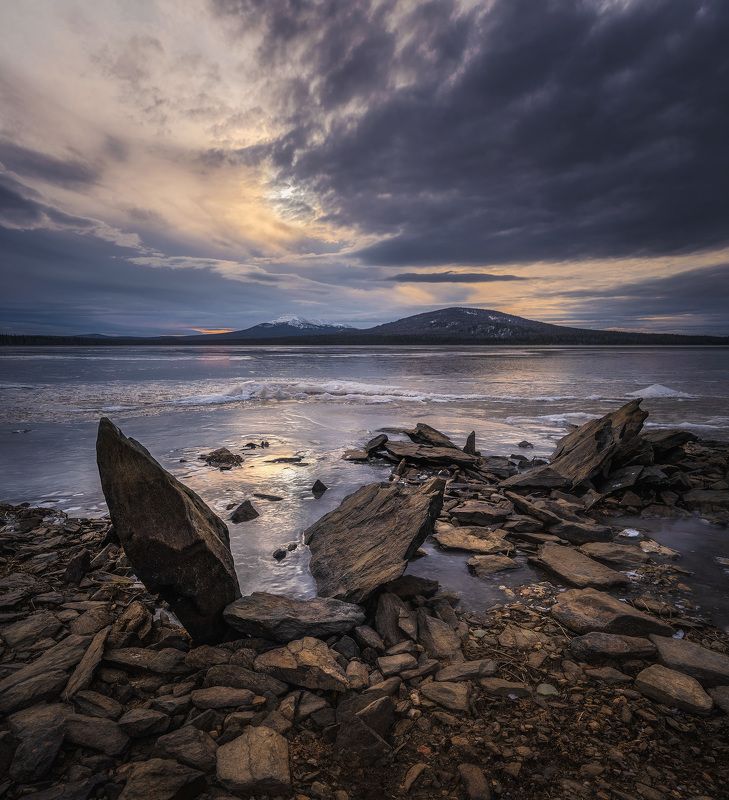 Каменные торосы Зюраткуля фото превью