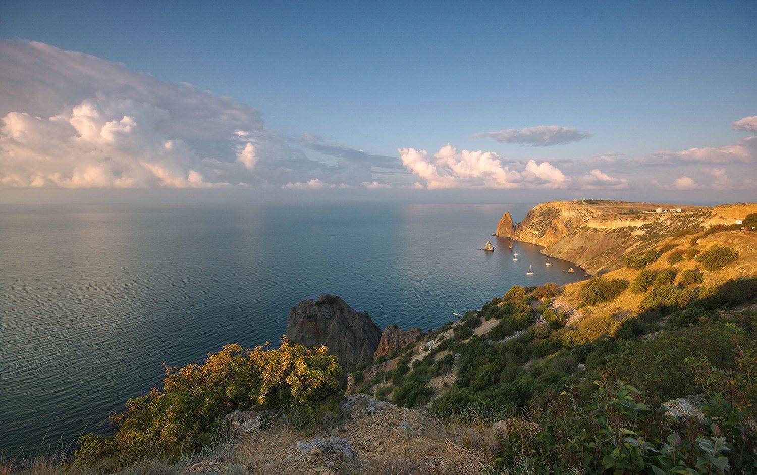 рассвет, утро, свет, море, берег, облака, туман, лето, крым, мыс, фиолент, Валерий Чичкин