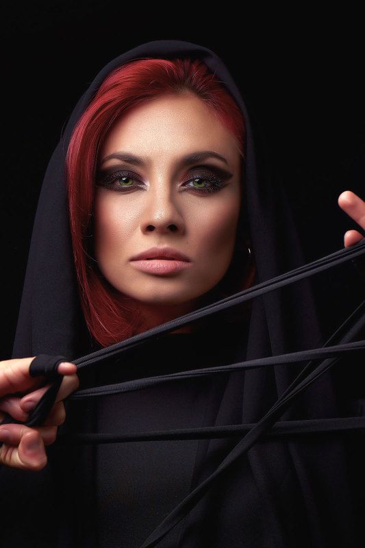 female, girl, model, persone, woman, red, black  фото превью