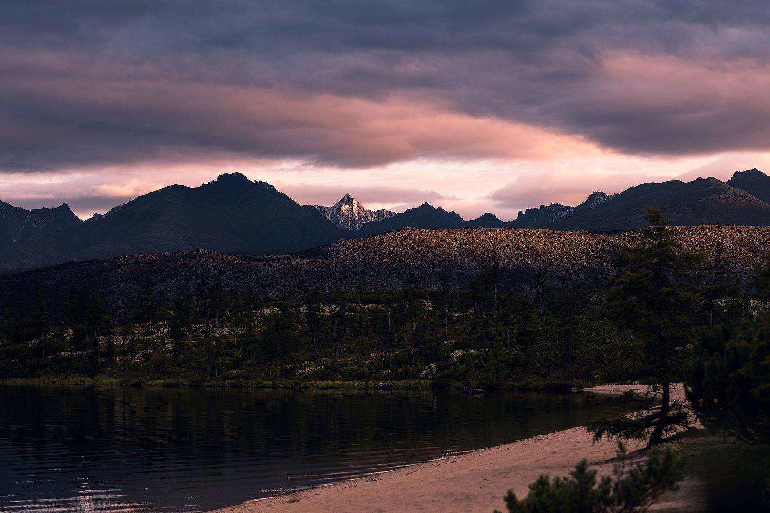 Колыма, озеро Джека Лондона, пейзаж, закат, Магадан, горы, Владимир Кочкин