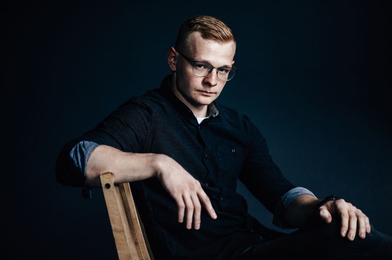 Man фото превью