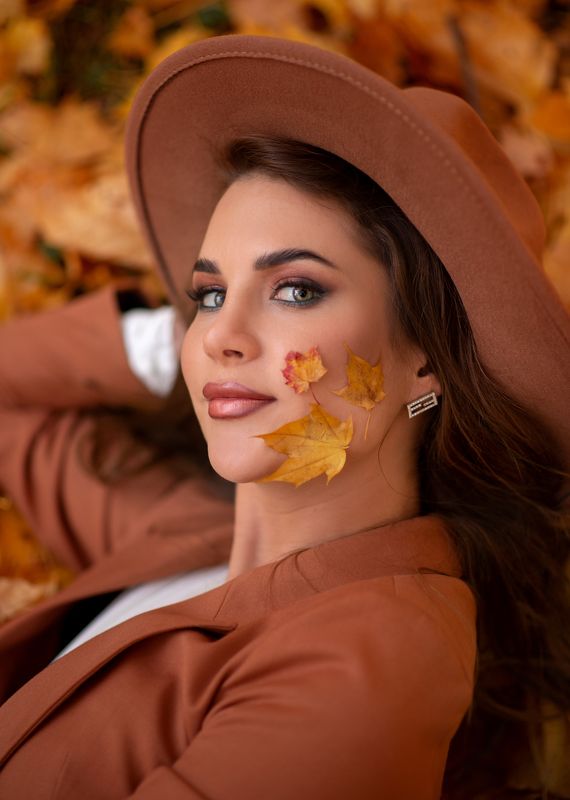 Женский портрет, портрет, портретная фотосессия Осень фото превью