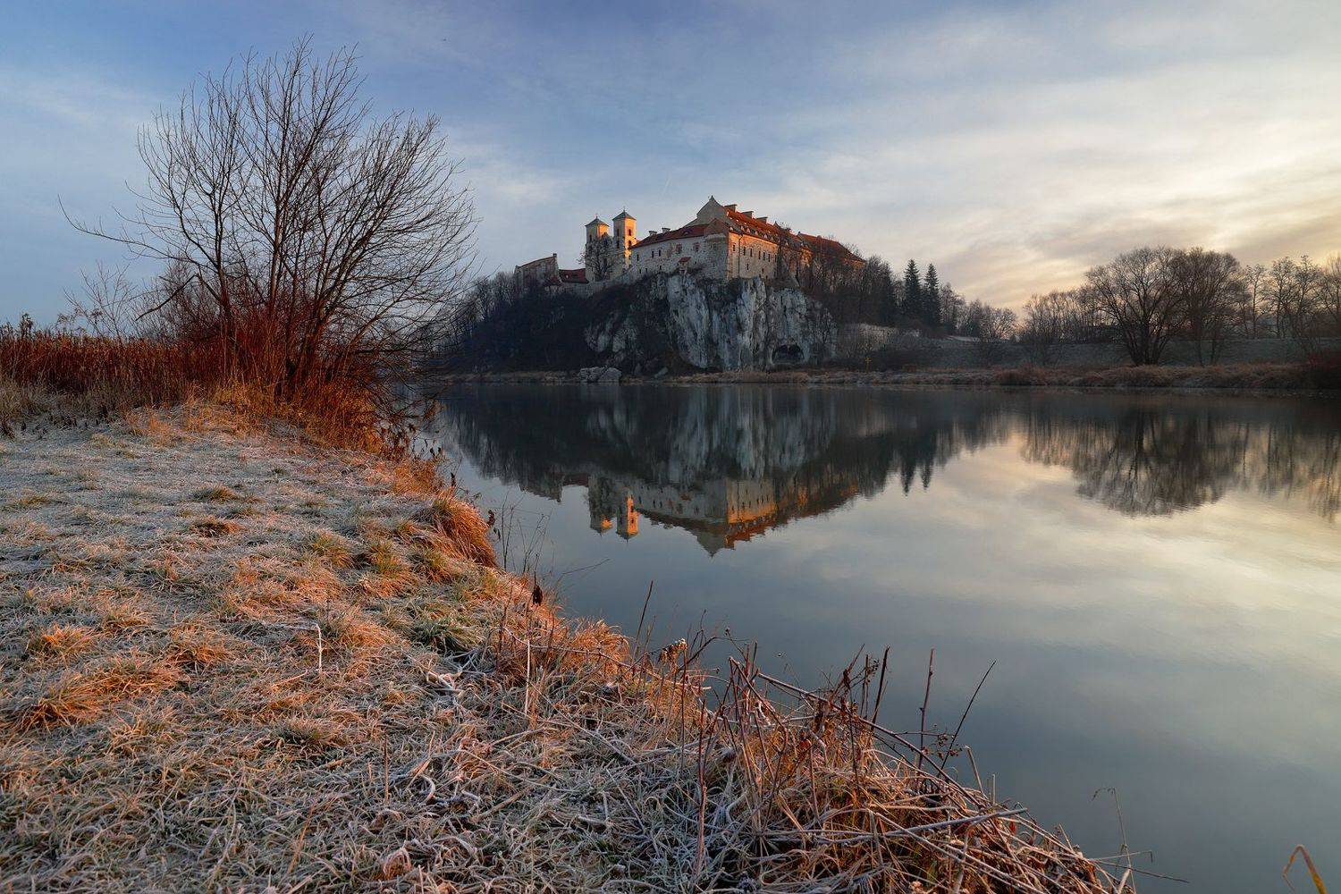 vistula, river, morning, sunrise, water, light, monastery, church, mirror, tower, tyniec,, Jacek Lisiewicz