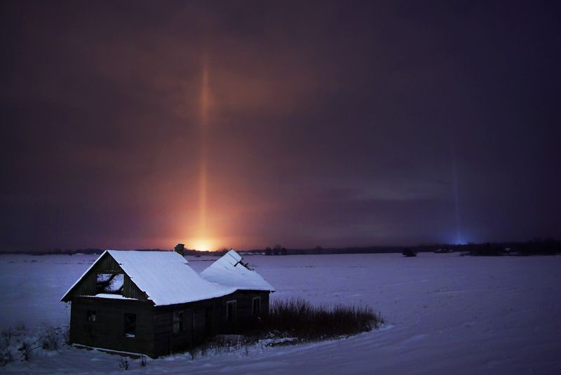 Light pillars, night, Lithuania, winter, snow, cold weather, ice * фото превью