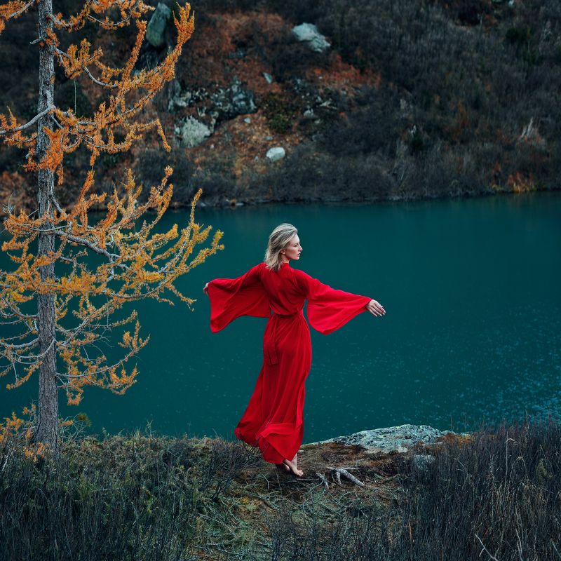 turquoise, lake, red, kimono, mountain, contrast, бирюзовый, озеро, красный, кимоно, горы, модель Turquoise lake фото превью