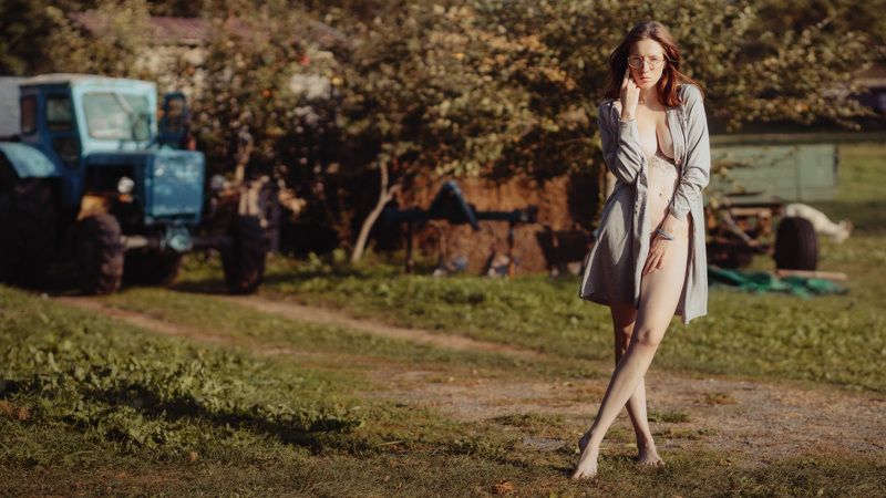 Farm Girl фото превью