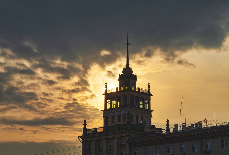 закат, небеса, огонь, город, архитектура, city, cityscape, sunset, sky, architecture Небесный огонь фото превью
