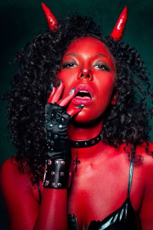 Shedevil фото превью