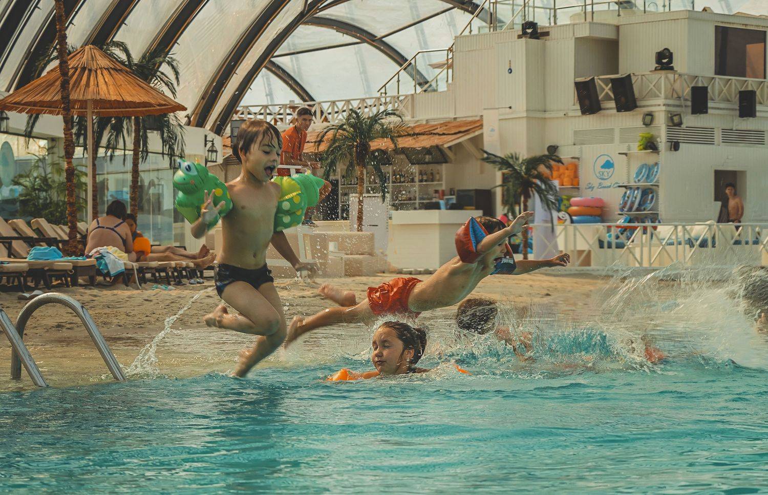 лето, бассейн, вода, прыжки в воду, дети, Yelena Shander