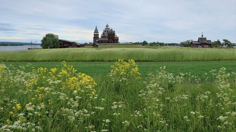На острове Кижи фото превью