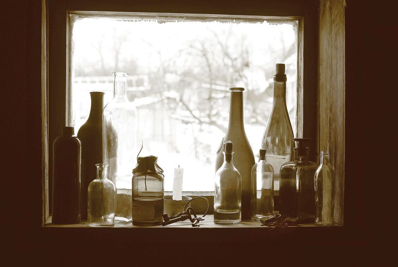 натюрморт, фотонатюрморт, ретро, стекло,  наталья казанцева В чуланчике фото превью