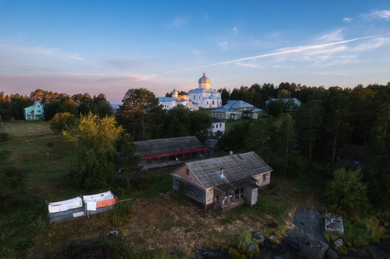 россия, архангельская область, русский север, кий-остров, онежский район, белое море, пейзаж, природа, монастырь, онежская губа, закат, остров, лето Остров Кий фото превью