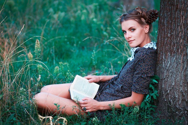 85 mm 1.8, Book, Canon, Forest, Girl, Portrait В лесу фото превью