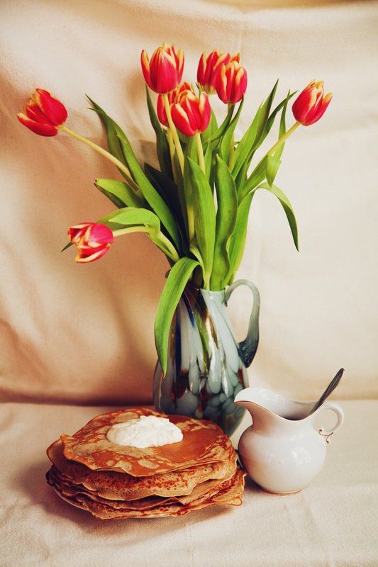 Натюрморт с тюльпанами. фото превью