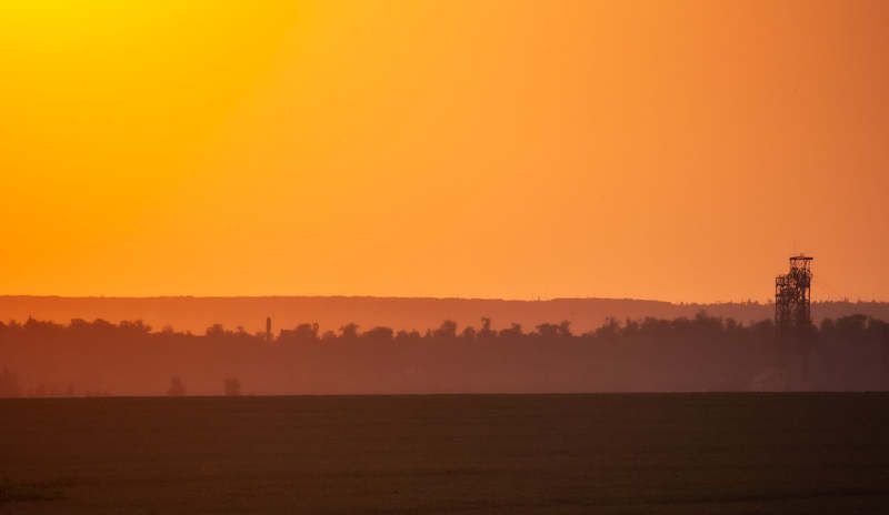 Закатные лучи. Индустриальный. фото превью