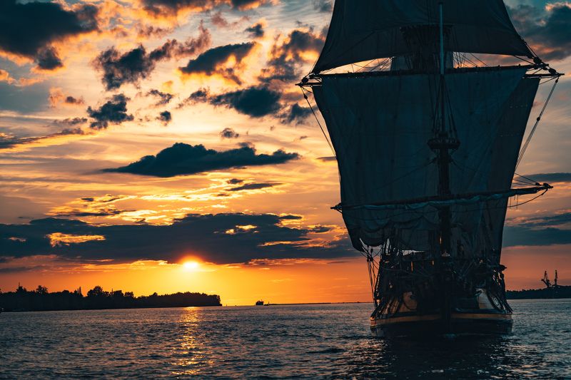 frigate, sea, sail, transportation, boat, ship, cruise, vessel, sailboat, historic, nautical, navigation, water, wooden, voyage, vintage, tall, sky, old, navy, wind, travel, maritime, galleon, transport, ancient, adventure, yacht, wave, marine, mast, anti The Frigate Shtandar in calm weather sailing sunset time Riga Latvia фото превью