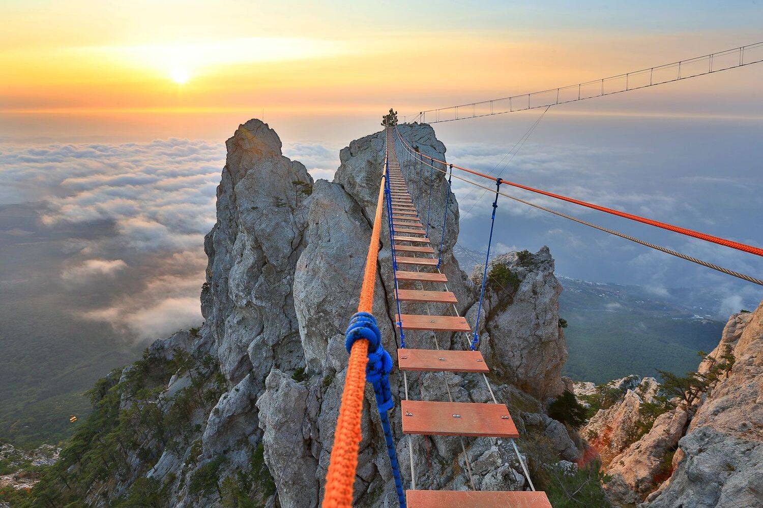 ай-петри, зубцы ай-петри, мартьян, могаби, черное море, ялта, крым, крымские пейзажи, ялтинский залив, аю-даг, Serge Titov