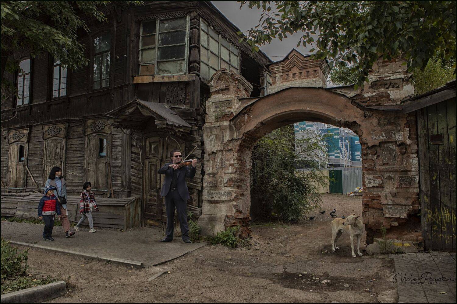 , Виктор Перякин