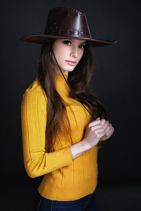 портрет Таня фото превью