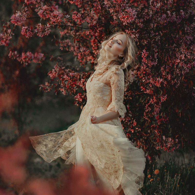 винтаж, сад, яблоня, танец, платье, цветы, flowers, vintage, apple, trees, dress, garden  фото превью