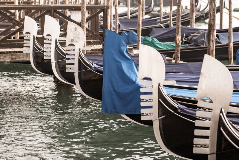 Venecian Gondolas фото превью