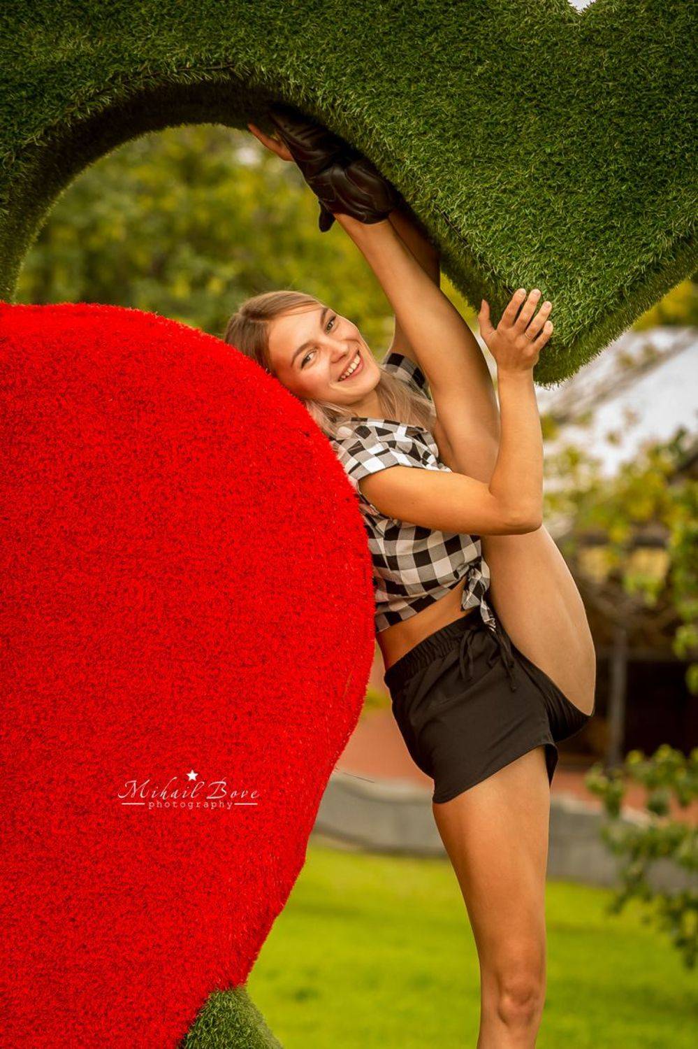 , Михаил Бове