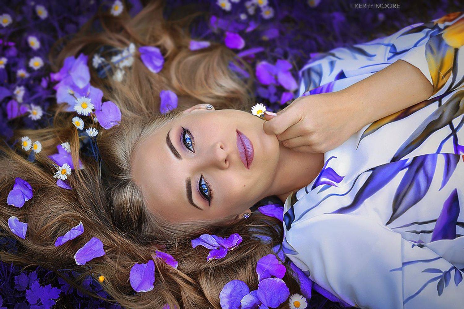 portrait, girl, портрет,style,light,flowers,beauty,цветы,девушка,фантазия,  Kerry Moore