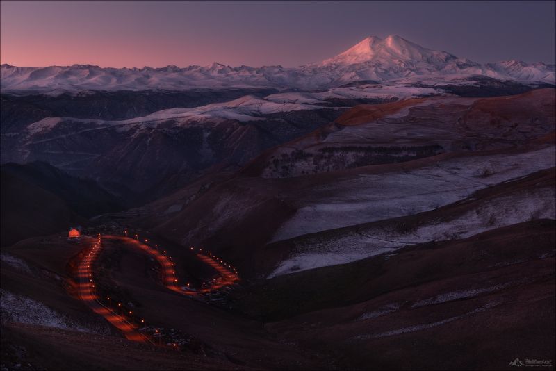 Кисловодская обсерватория, плато Шатжатмаз, Джил-Су, Кавказ, Приэльбрусье, Шаджатмаз, Шатджатмаз, Эльбрус Утро с видом на Эльбрус фото превью