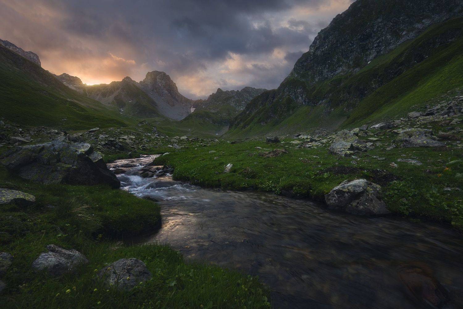 горы, закат, пейзаж, кавказ, загеданка, загедан, карачаево-черкесия, река, Александр Дударев