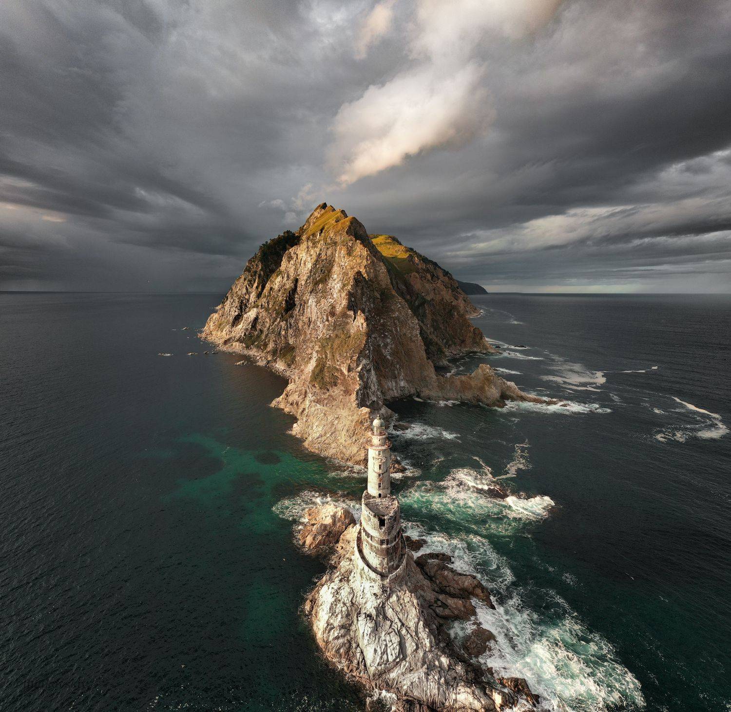 маяк, маяк анива, аэрофотосъемка, дрон, Игорь Дудковский