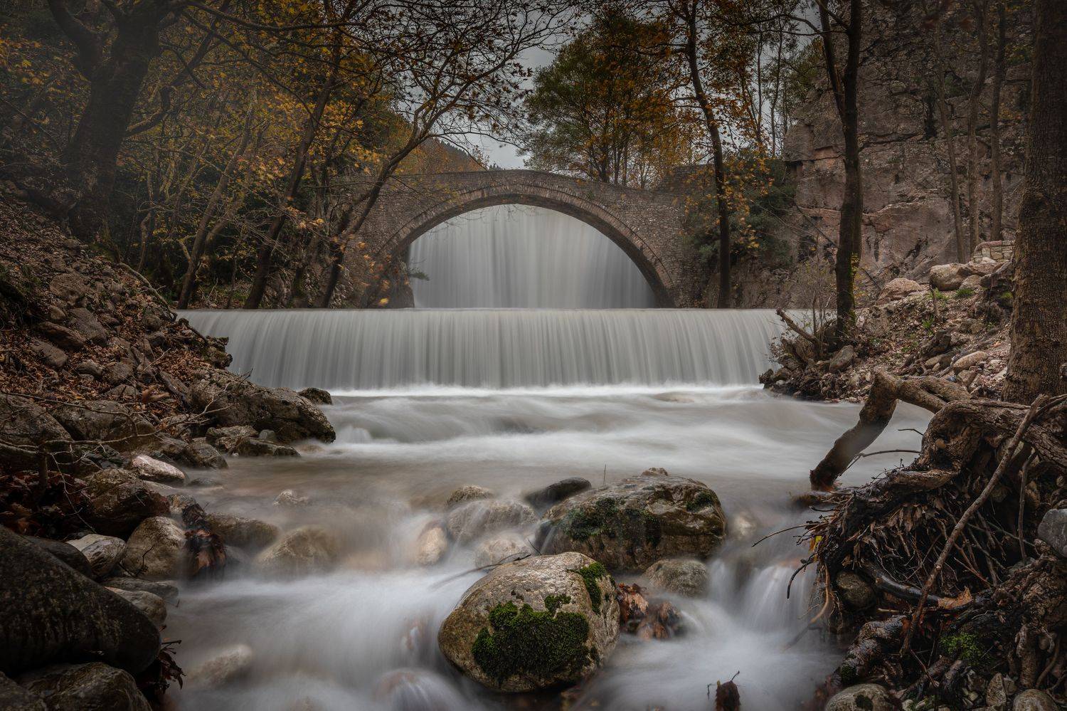 greece, meteora, bridge, waterfall, river, long exposure, forest, autumn, Roman Bevzenko
