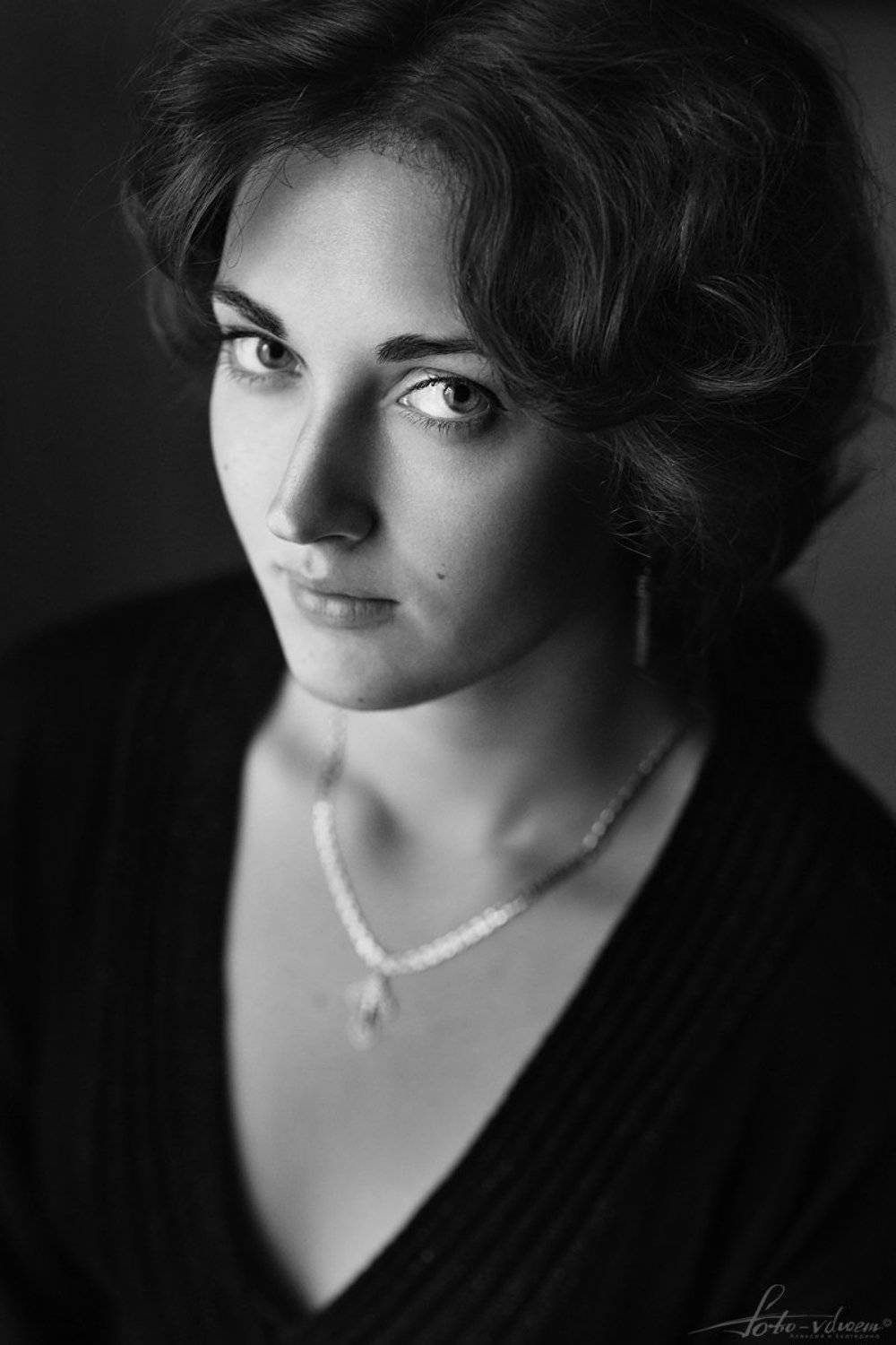 Foto-vdvoem, Взгляд, Взгляд девушки, Девушка, Женственность, Очарование, Портрет, Портрет девушки, Портретная съемка, Портретная фотосъемка, Фото вдвоем, Фото девушки, Фото-вдвоем, Черно-белая фотография, Черно-белое, Черно-белое фото, Черно-белый портрет, Екатерина foto-vdvoem Малькова