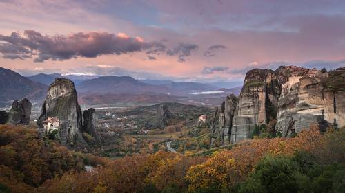 Autumn among Meteora monasteries