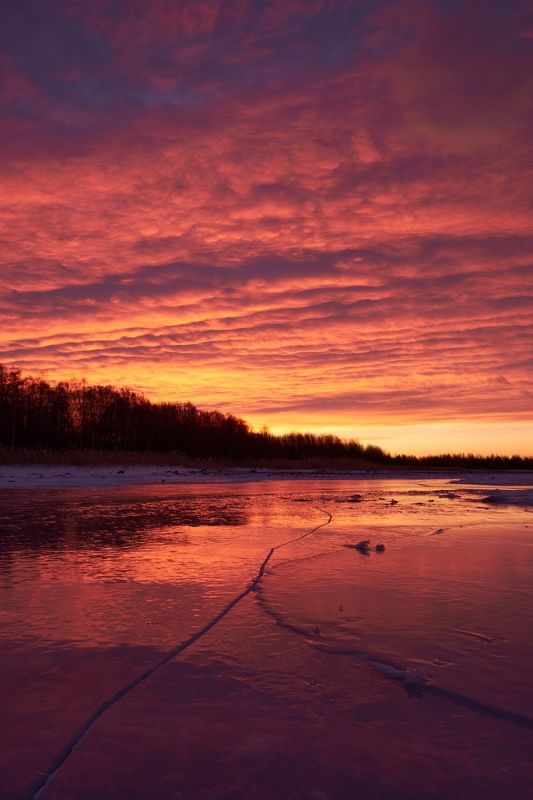 Рассвет на озере Увильды. фото превью