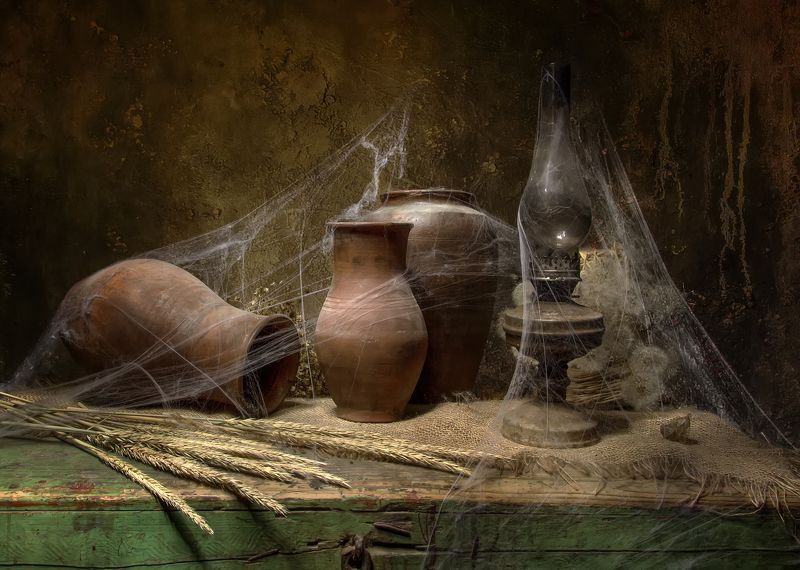 натюрморт, сундук, горлач, керосинка На старом сундуке... фото превью