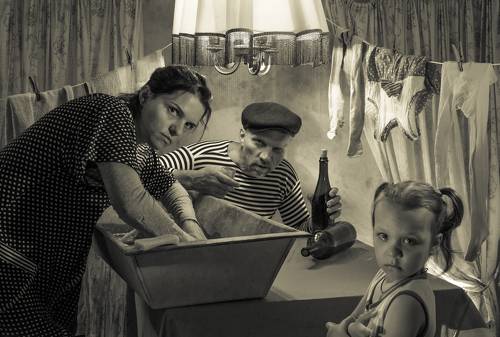 Дед опять напился...