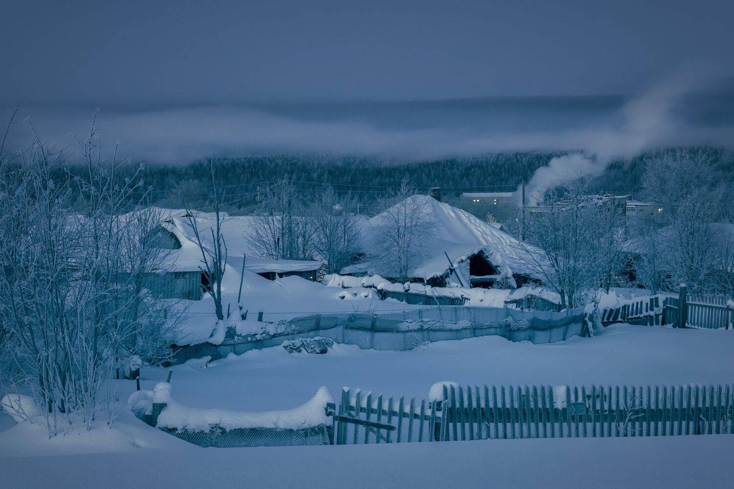 зима, снег, губаха, город, ночь, огни, туман, дома, пермь, Андрей Чиж