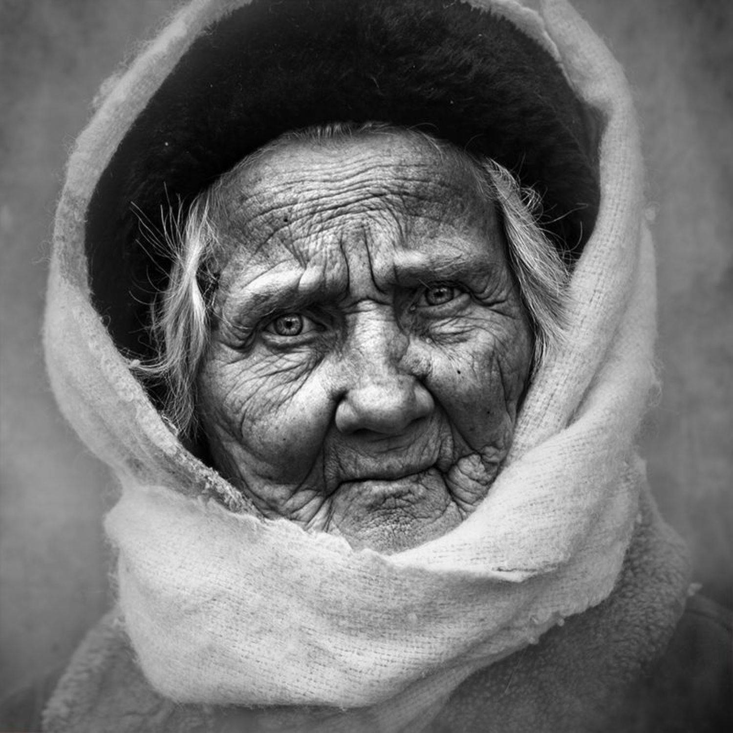 портрет, квадрат, калинин юрий ,ч/б фото, уличная фотография, юрец, люди, лица, город, санкт-петербург ,фотограф, street portrait, Юрий Калинин