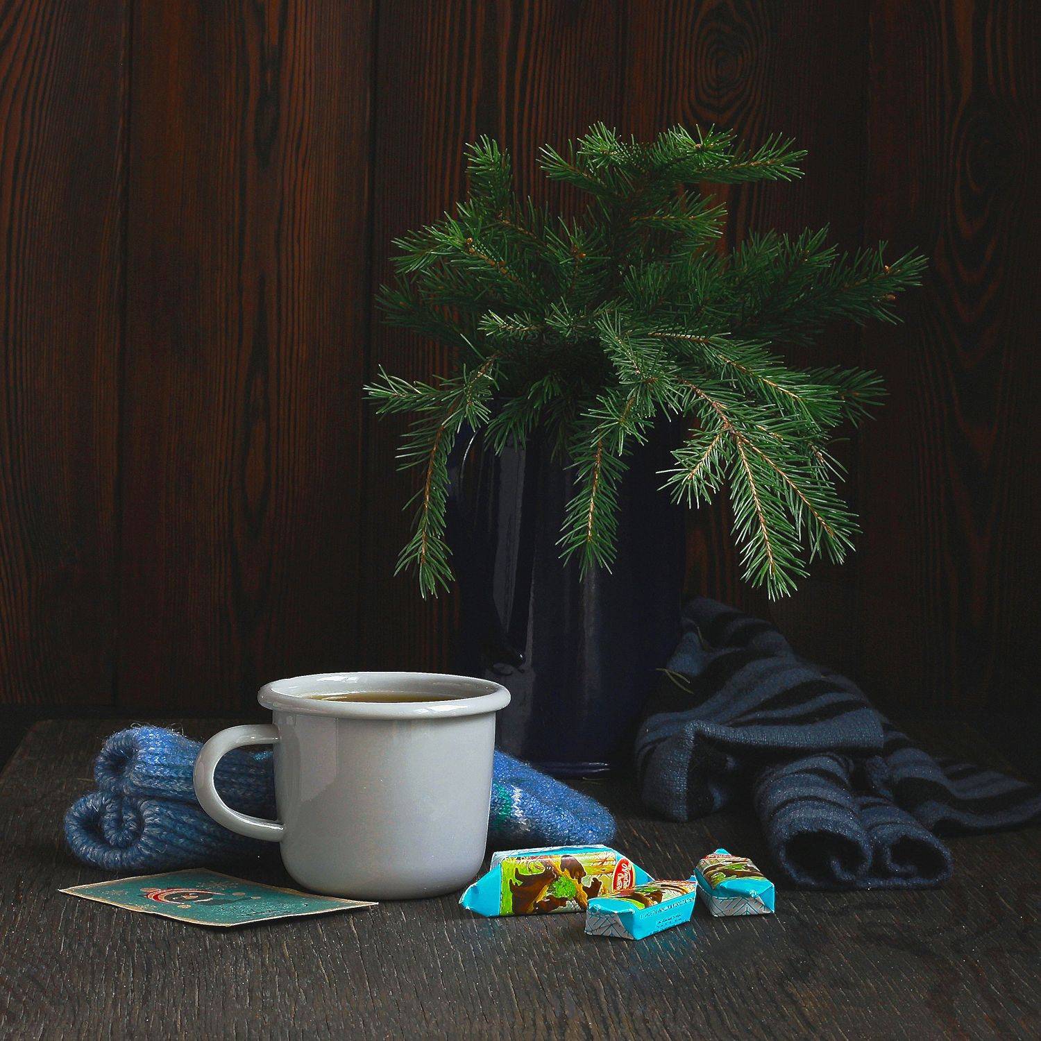 натюрморт, фотонатюрморт, зима, конфеты, рукавички, чай, наталья казанцева, Наталья Казанцева