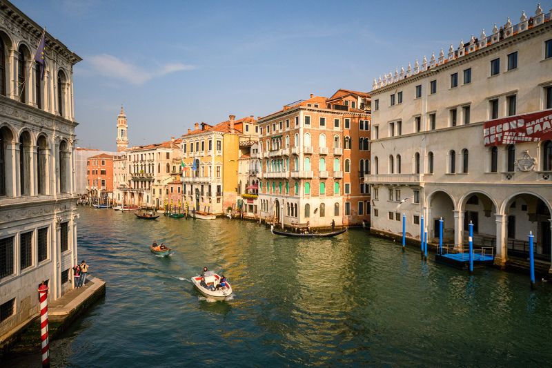View from the Rialto Bridge фото превью