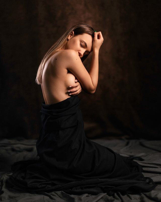 Ночь придаёт блеск звёздам и женщинам фото превью